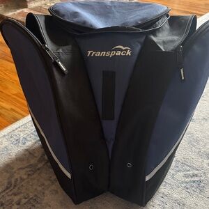 TRANSPACK Edge Junior Water-Resistant 33L Ski/Snowboard Backpack Bag